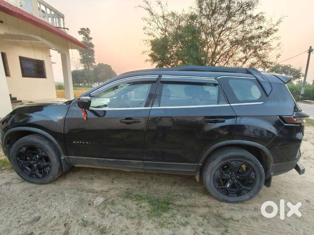 Very Good Condition.