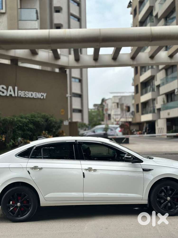 Skoda Slavia, 2022, Petrol