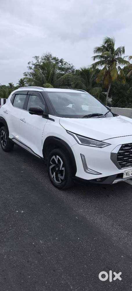 Nissan Magnite 1.0 Xv Premium Turbo Cvt, 2023, Petrol