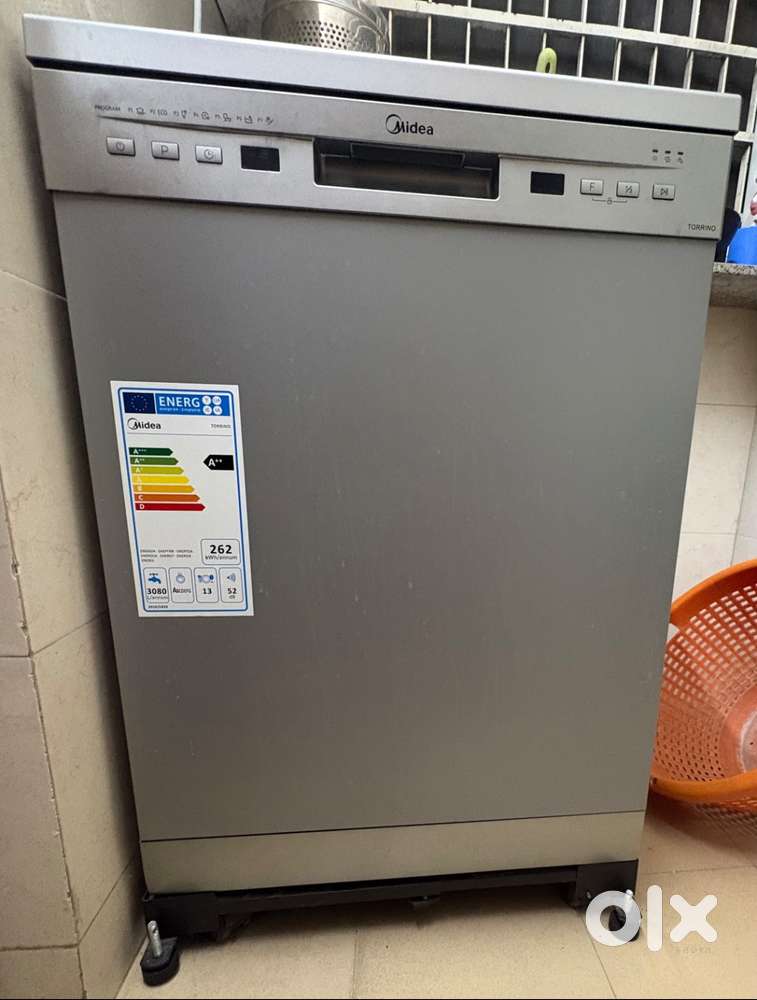 Midea TORRINO, WQP12-5201F Free Standing 13 Place Settings