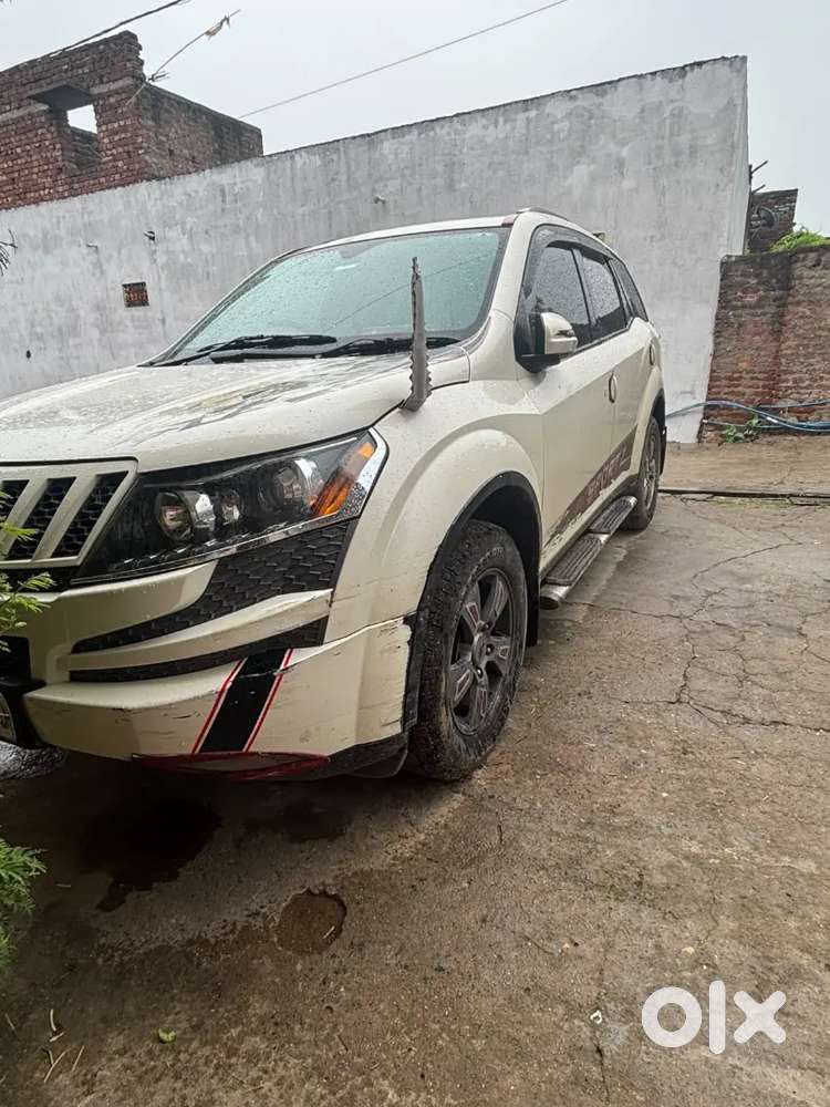 Mahindra Xuv500 2014 Diesel 64701 Km Driven