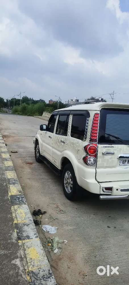 Mahindra Scorpio 2014 Diesel Vlx