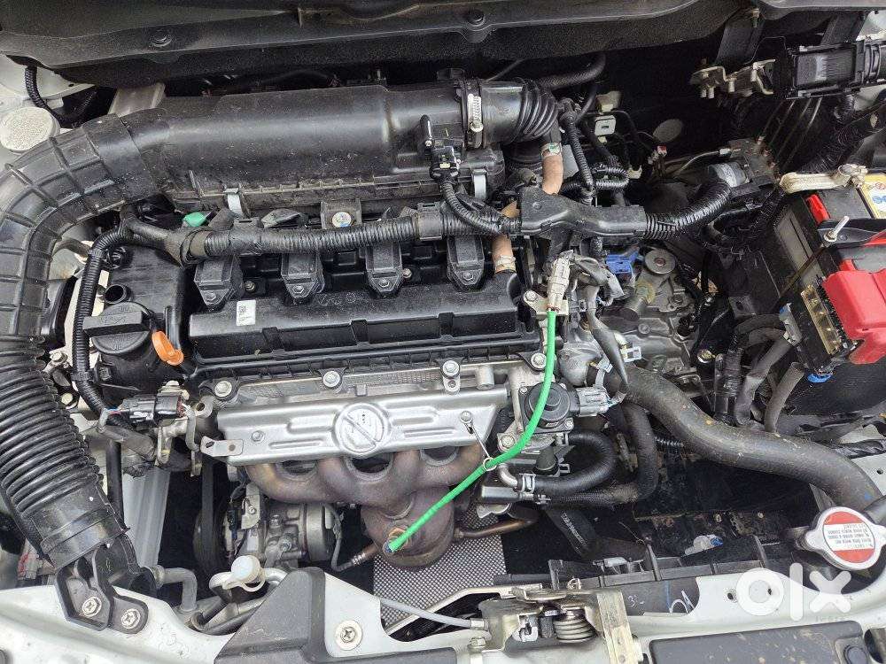 Maruti Suzuki Swift Vxi + Manual, 2023, Petrol