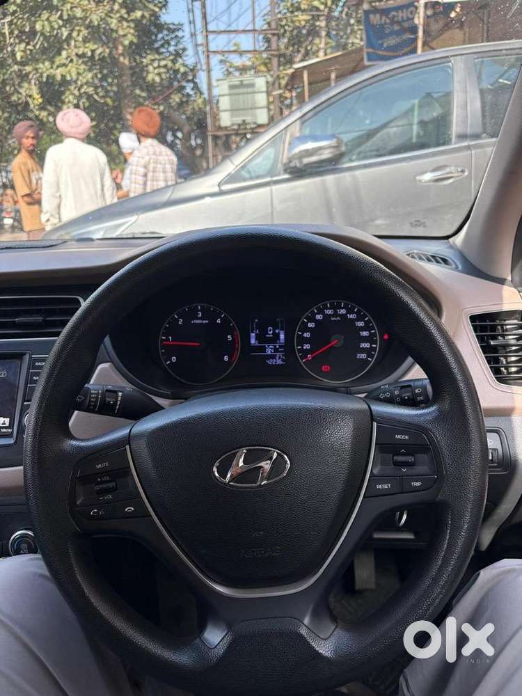 Hyundai I20 2018 Diesel 42000 Km Driven