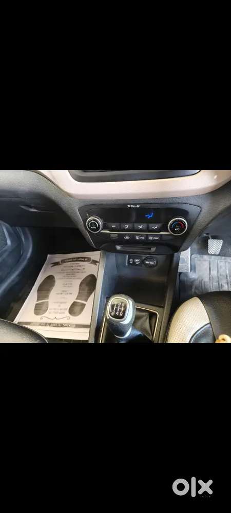 Hyundai Elite I20 2015 Petrol 90000 Km Driven