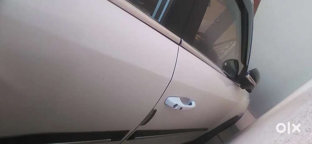 Mahindra Xuv 3xo Ax5l Tgdi Petrol Mt Top Model Fully-featured Loaded