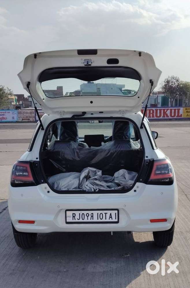 Maruti Suzuki Swift Lxi Optional-o, 2026, Petrol