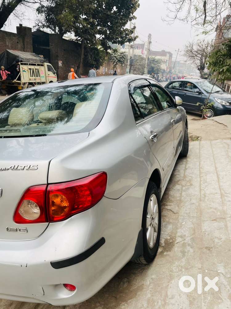 Toyota Corolla Altis 2010 Diesel Well Maintained