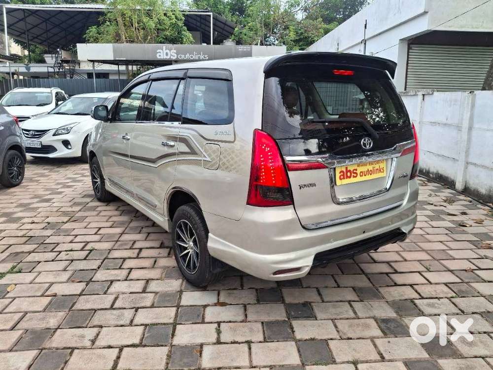 Toyota Innova 2.5 Gx 7 Seater Bs Iv, 2014, Diesel