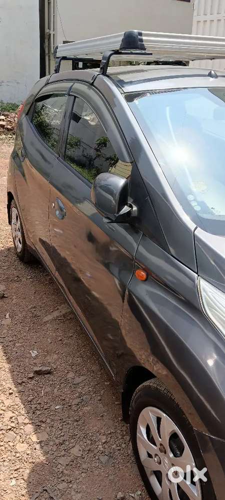 Hyundai Eon 0.8 Sportz 2015