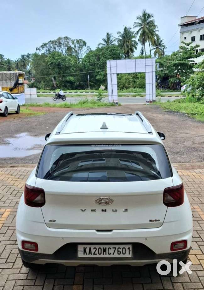Hyundai Venue Sx Plus Turbo Dct, 2019, Petrol