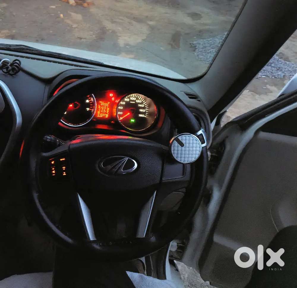 Mahindra Tuv 300 2016 Diesel Well Maintained