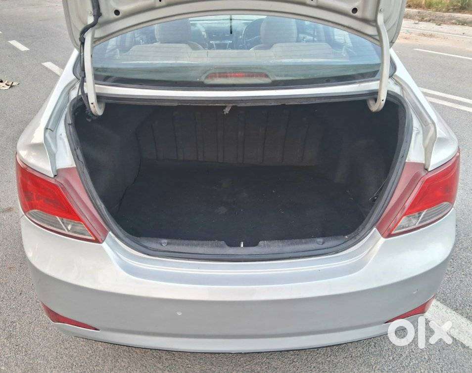 Hyundai Verna Vtvt 1.6 Sx, 2015, Petrol
