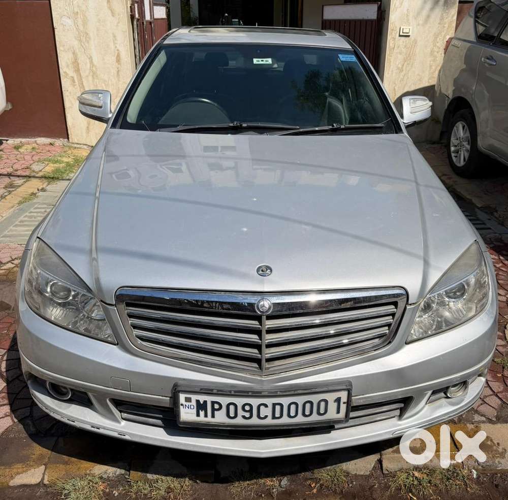 Mercedes-benz C-class 2008 Petrol 70660 Km Driven