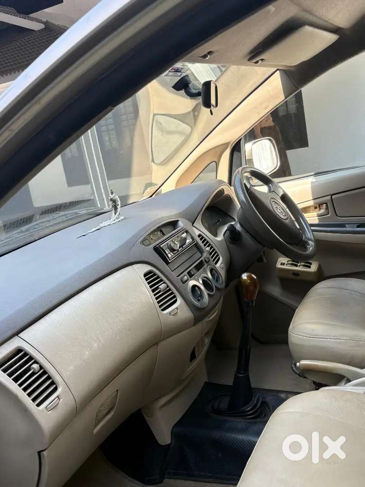 Toyota Innova 2006 Diesel Well Maintained