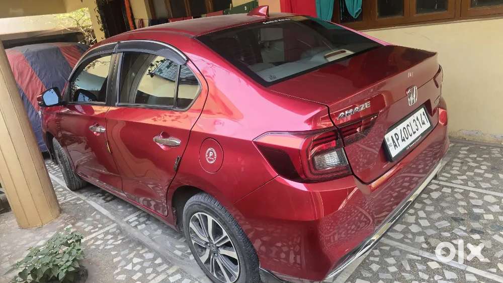 2024 Honda Amaze Vx Cvt (top)  7-year Warranty