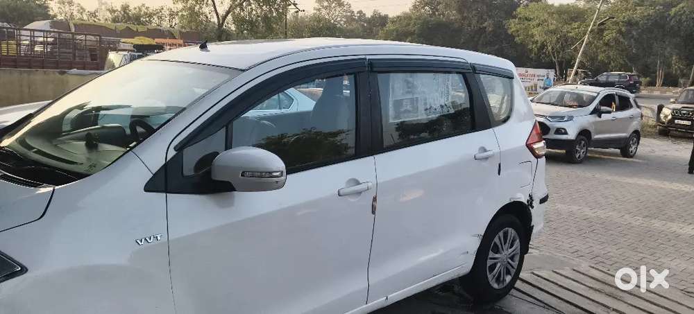 Ertiga Cng Petrol 2017