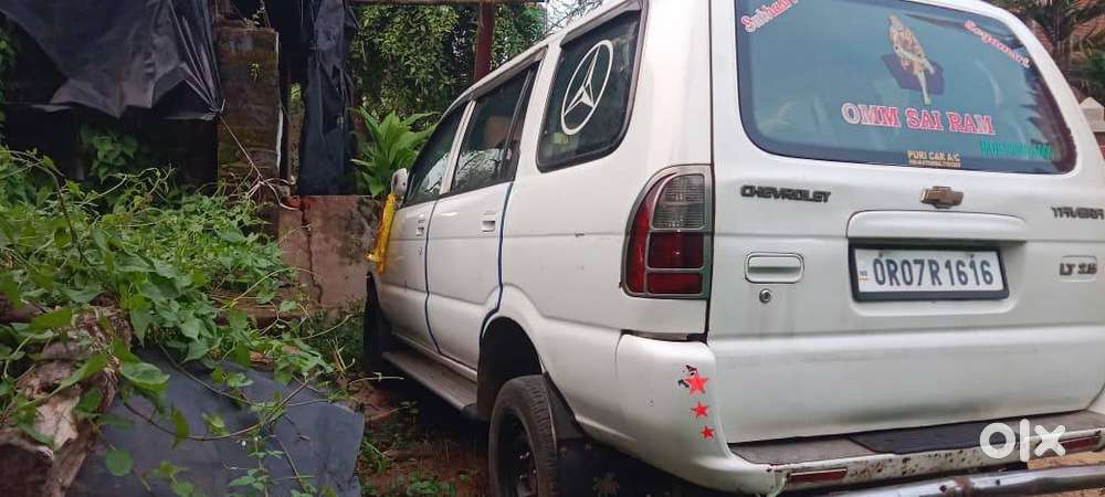 Chevrolet Tavera 2009 Car