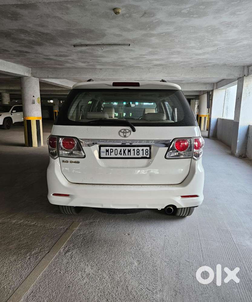 Toyota Fortuner 2011-2016 4x2 Manual, 2013, Diesel