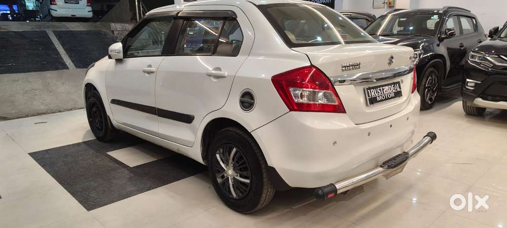 Maruti Suzuki Dzire, 2015, Petrol