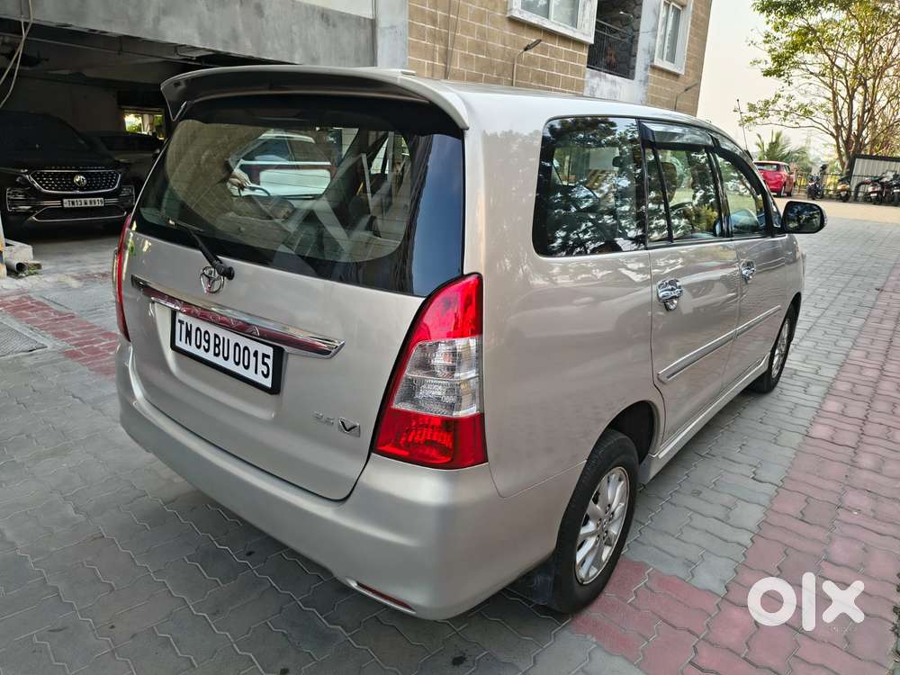 Toyota Innova 2.0 V, 2013, Diesel