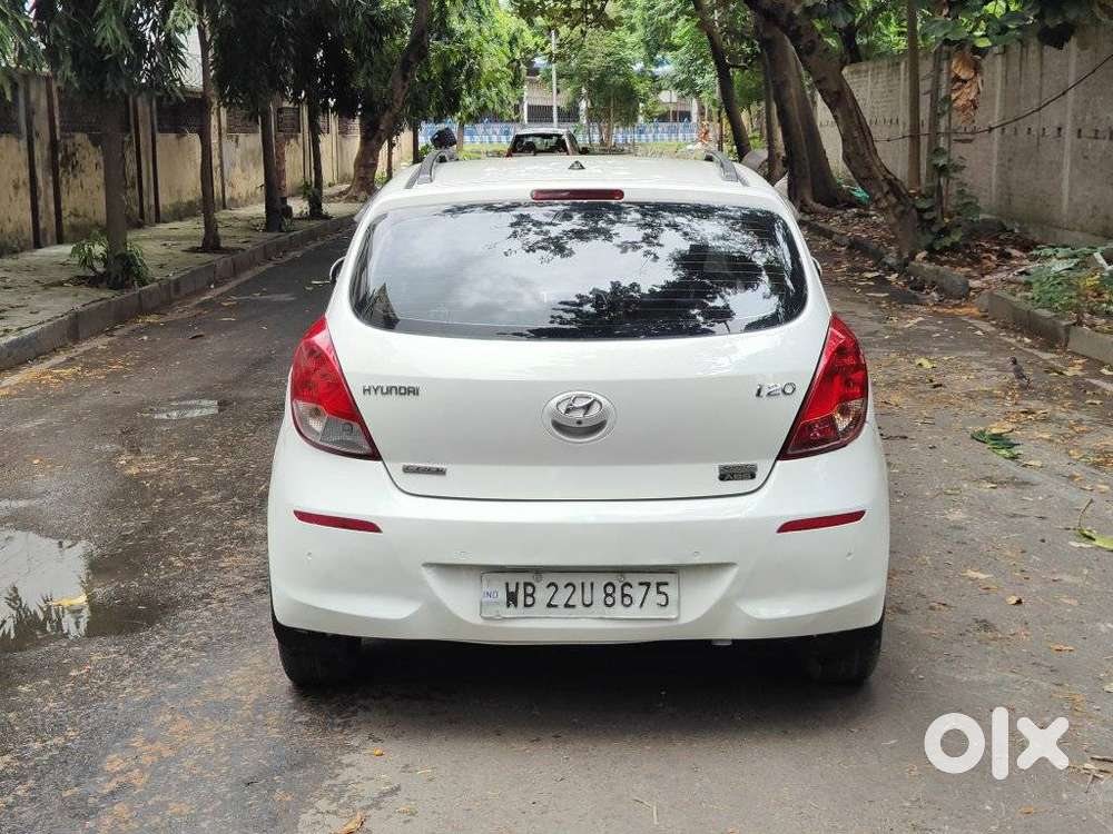 Hyundai I20 Sportz 1.4 Crdi 6 Speed Bs-iv, 2013, Diesel
