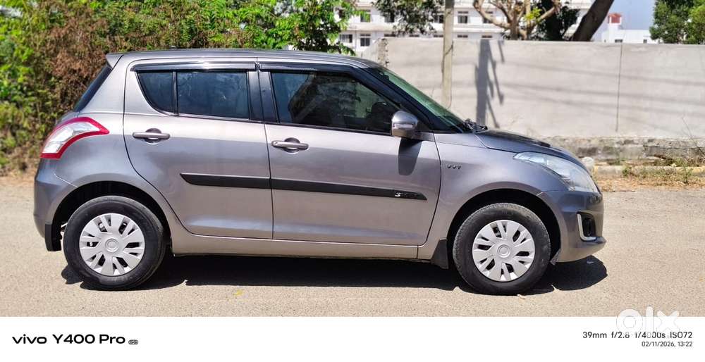 Maruti Suzuki Swift Vxi Abs Bsiv, 2017, Petrol