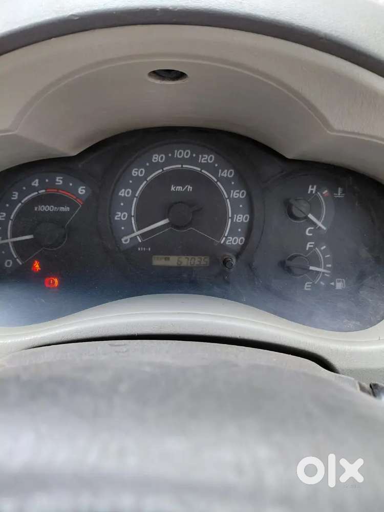 Toyota Innova Petrol Manual 2011