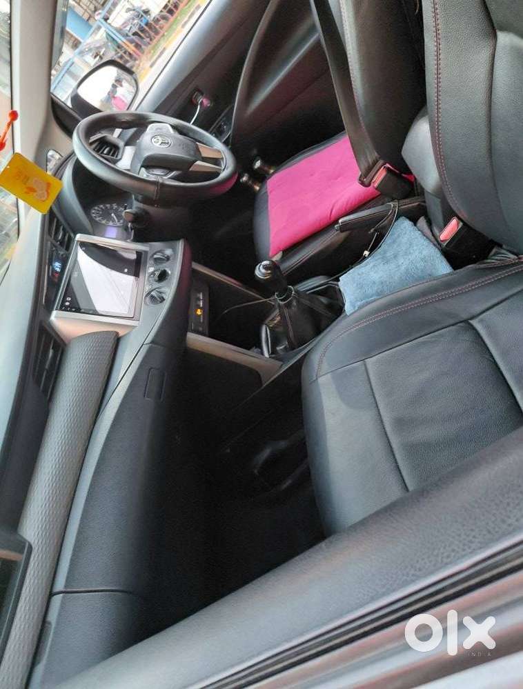 Toyota Innova Crysta 2.4 G Mt 8s, 2016, Diesel