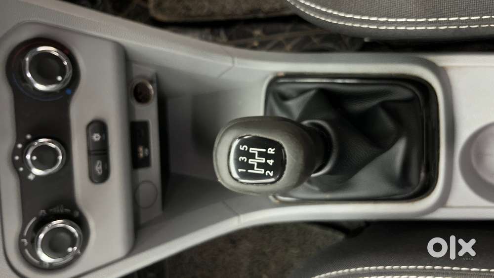 Tata Tiago 1.2 Revotron Xt, 2020, Petrol