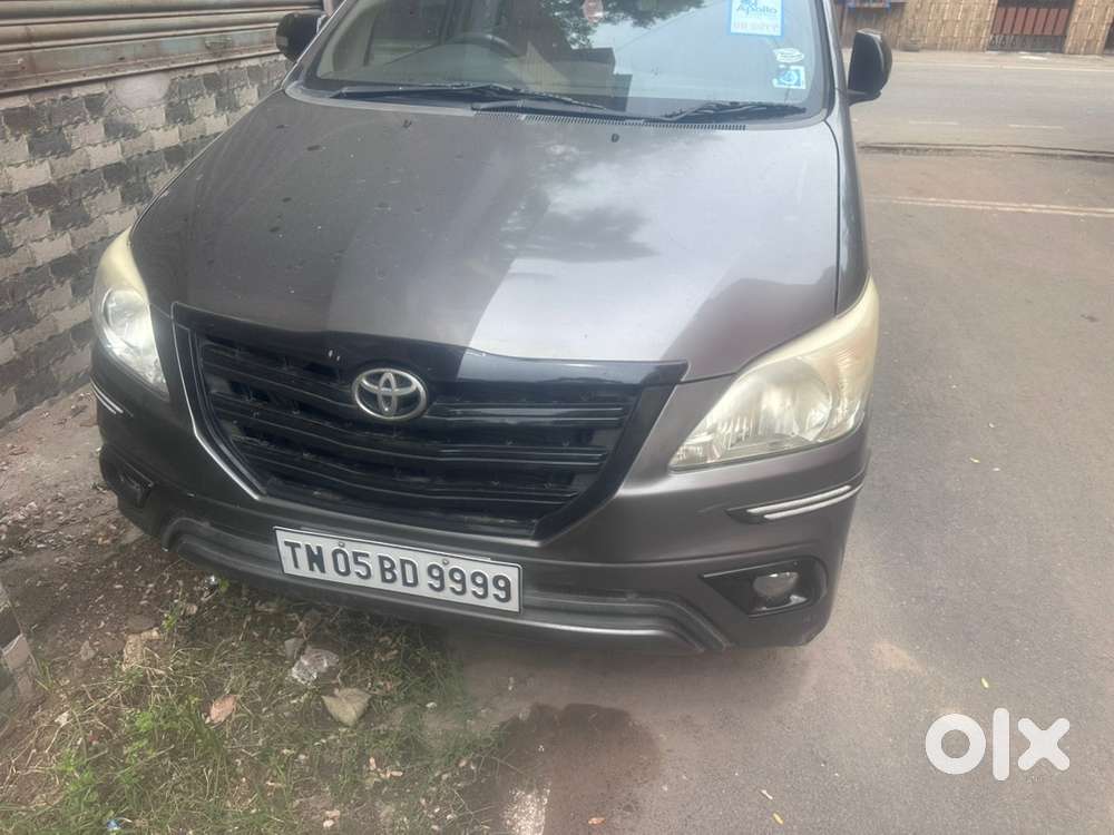 Toyota Innova 2014 Diesel Well Maintained