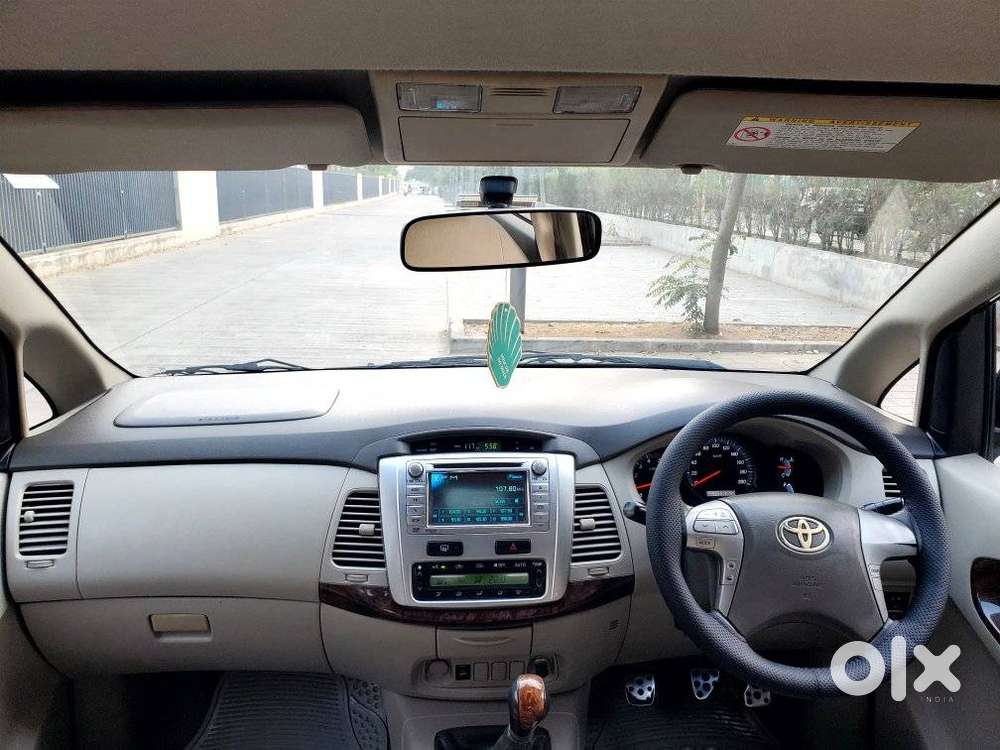 Toyota Innova 2.5 V 7 Str, 2012, Diesel