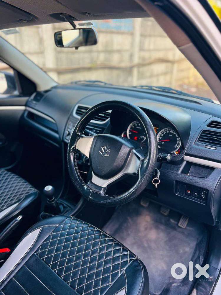 Maruti Suzuki Swift Vxi Abs Bsiv, 2016, Petrol