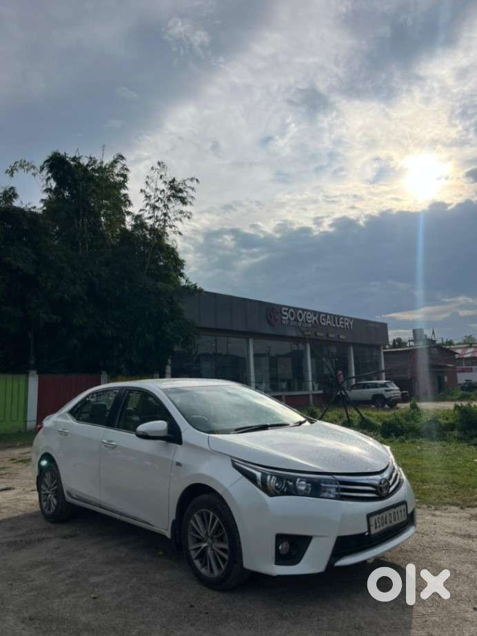 Toyota Corolla Altis, 2016, Petrol
