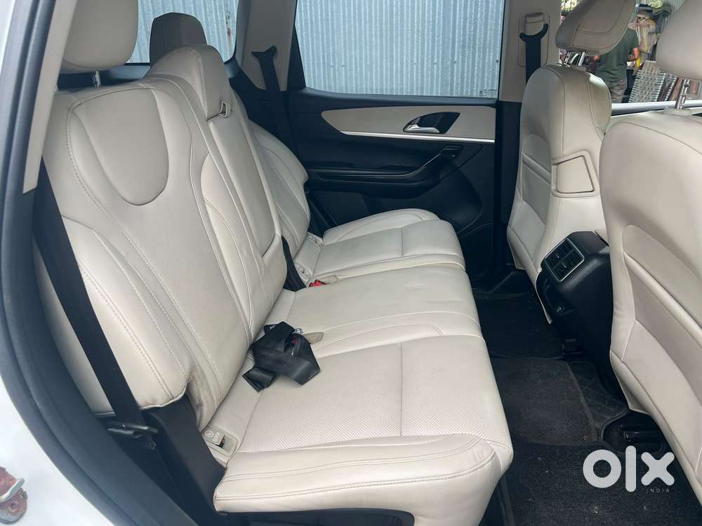 Mahindra Xuv700 2.2 Ax 7 Diesel Mt Str, 2022, Diesel