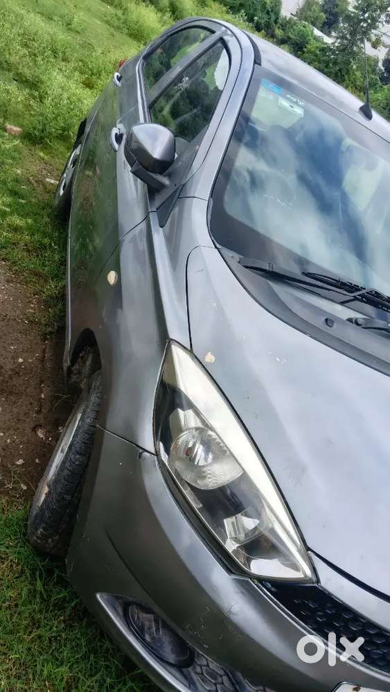Tata Tiago Revotron 2018