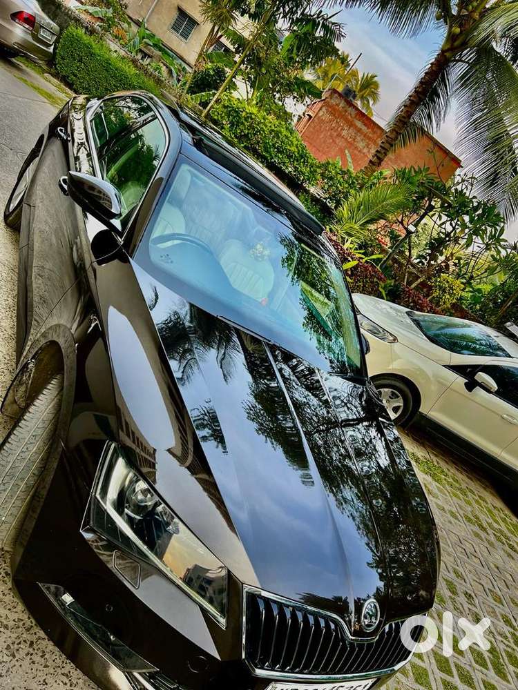 Skoda Superb Petrol Automatic 2016-2019 Pristine Condition