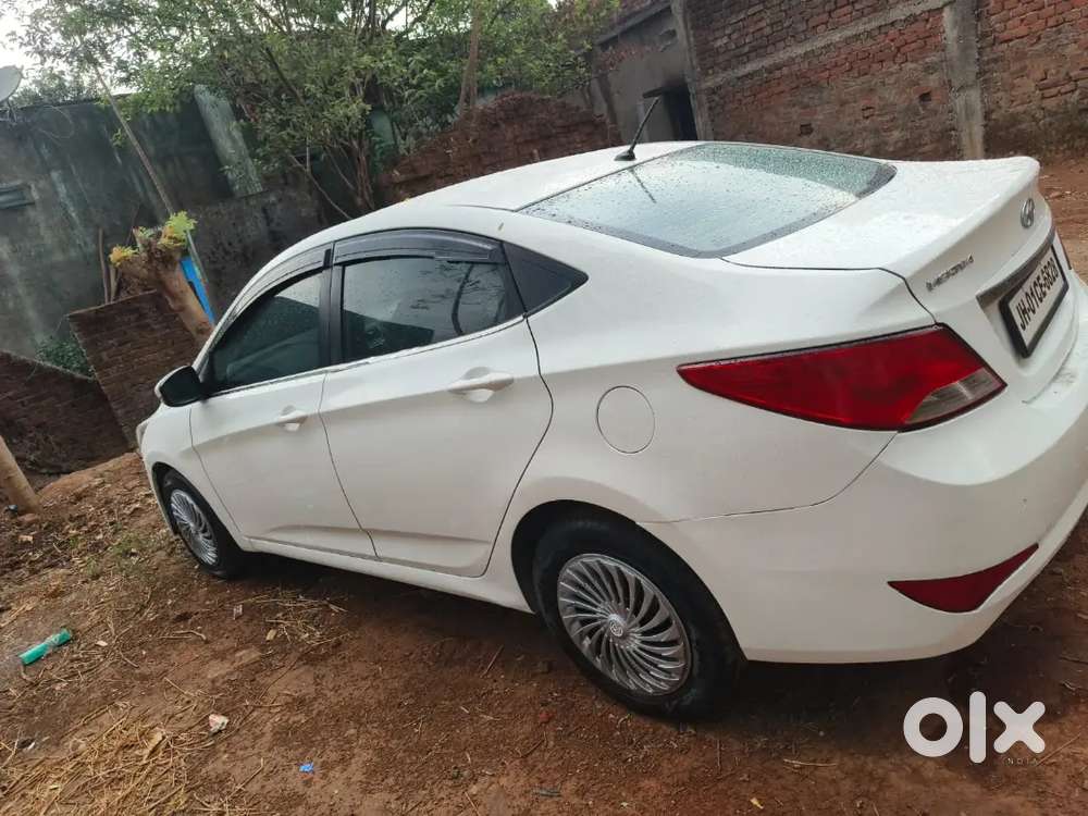 Hyundai Verna 2017