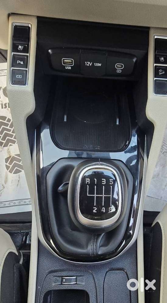 Kia Carens 1.5 Luxury Plus Diesel 7str Imt, 2023, Diesel