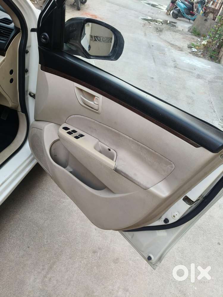 Maruti Suzuki Swift Dzire Ldi Bsiv, 2017, Diesel