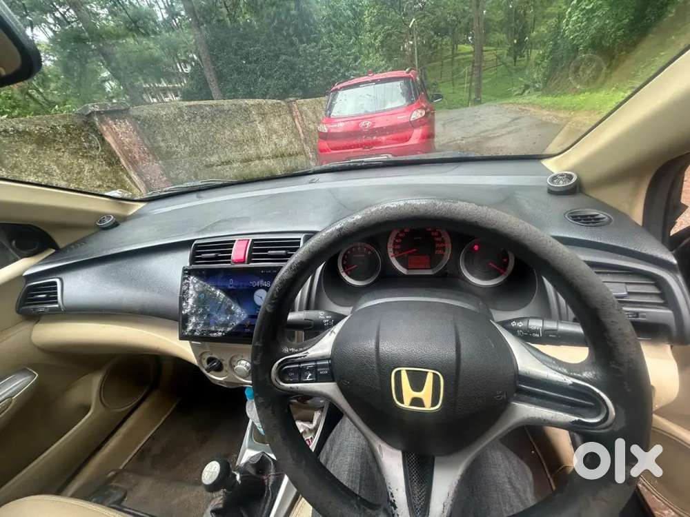 Honda City 1.5 V 2011