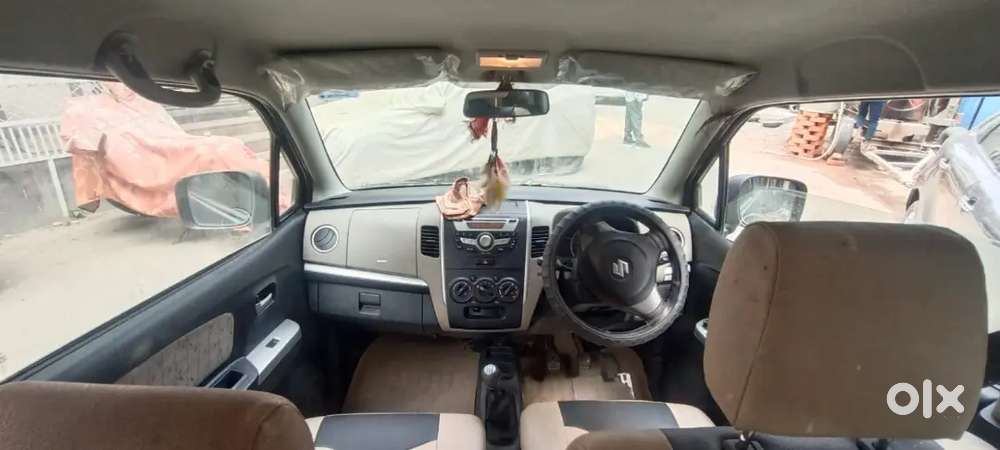 Maruti Wagon R (o) Battery New,2 Tyre New, Single Key