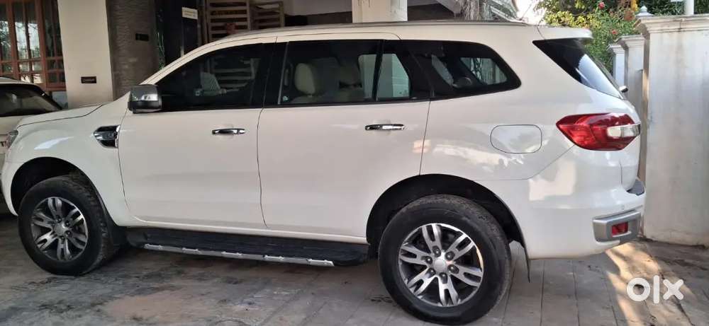 Ford Endeavour