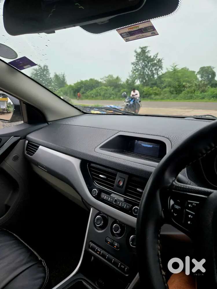 Tata Nexon 2018 Manual Petrol