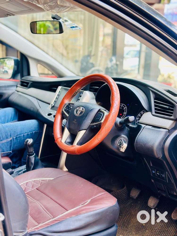 Toyota Innova Crysta 2.4 G Mt, 2023, Diesel