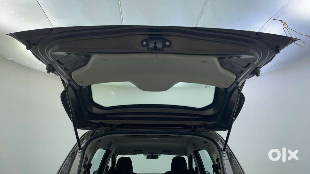 Renault Triber Rxt, 2021, Petrol