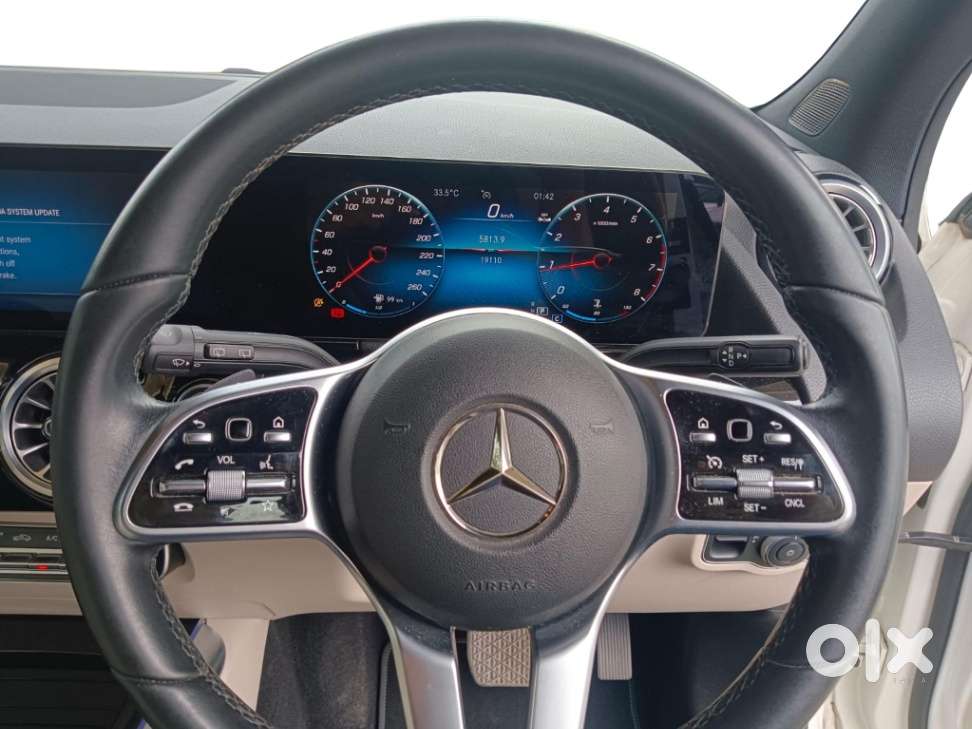 Mercedes-benz Gla 200, 2023, Petrol