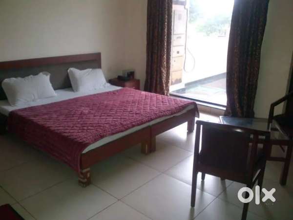 NO BROKERAGE! Find & fill your Boys PGs with all amenities in Noida!