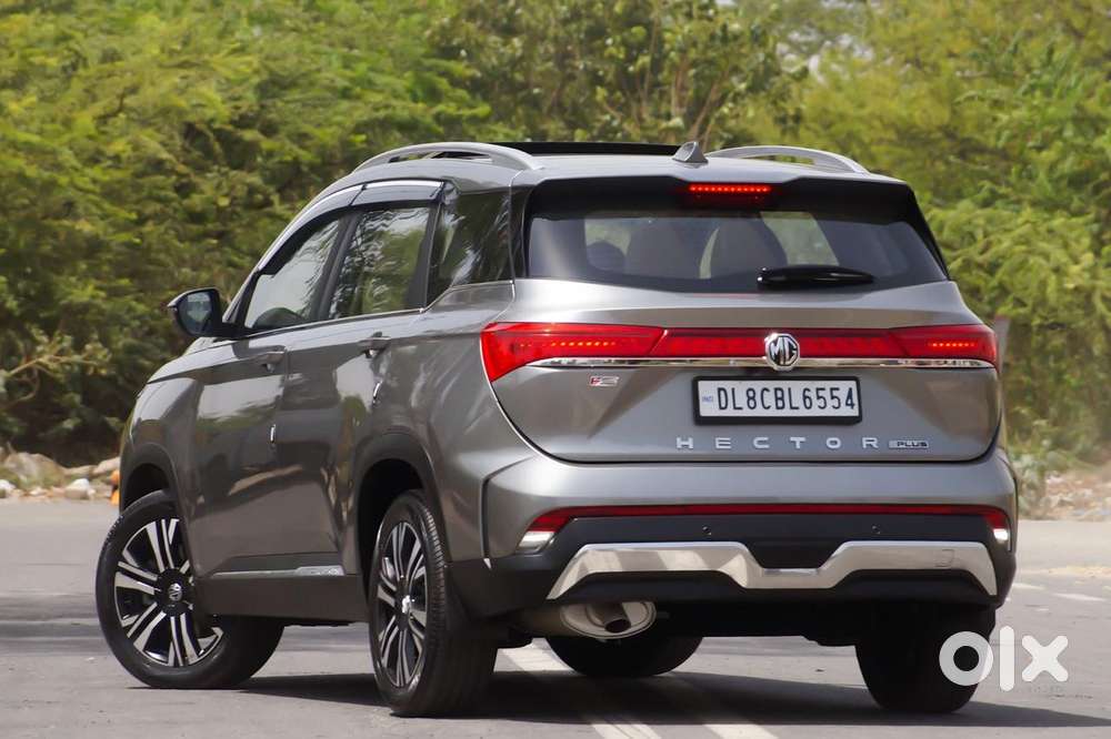 Mg Hector Plus Sharp Pro 1.5 Turbo Petrol Cvt 6 Str Dual Tone, 2026,..