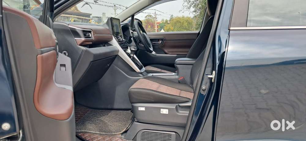 Toyota Innova Hycross 2.0 Vx Hybrid 8 Str, 2025, Petrol